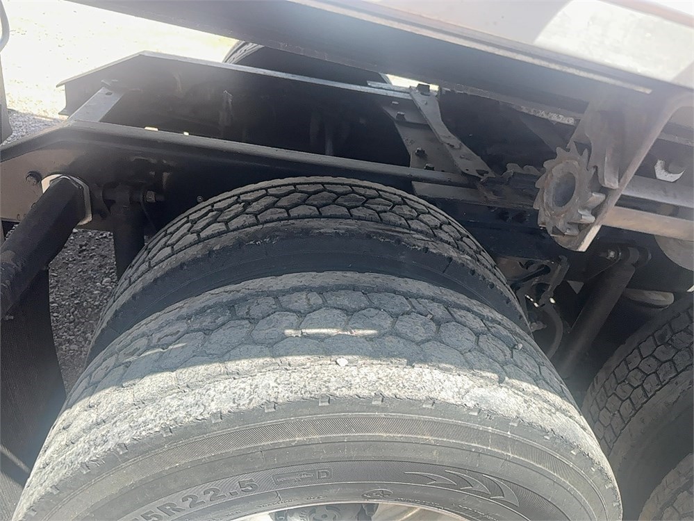 Kenworth “T680” Sleeper (2017) - Image 30