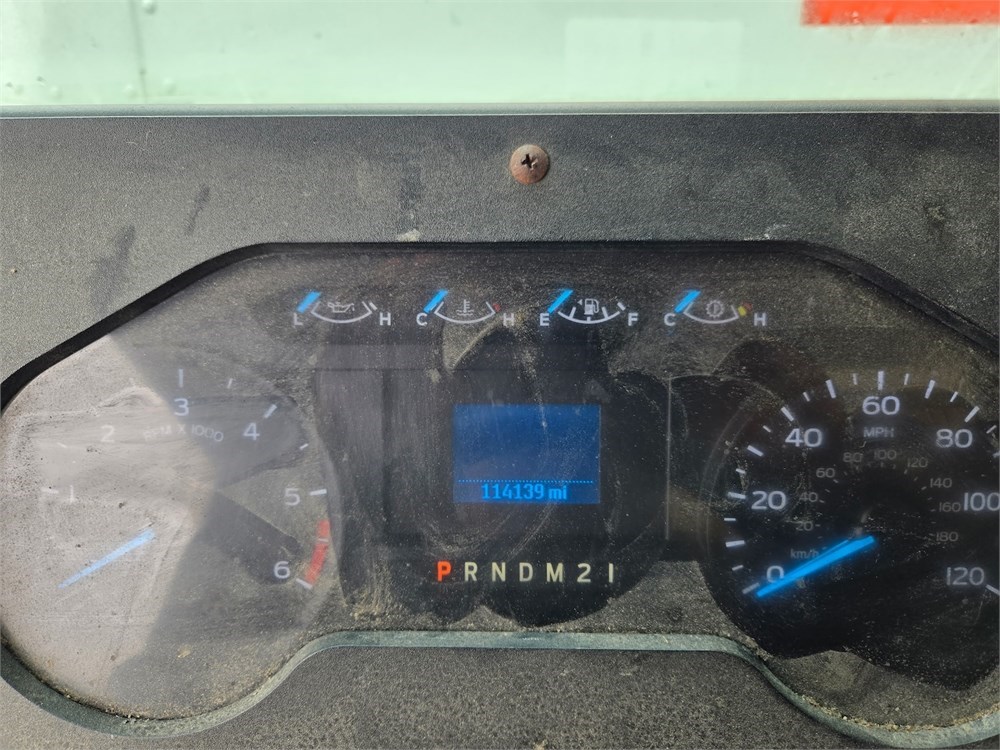 Ford E450 Step Van (2021) - Image 4