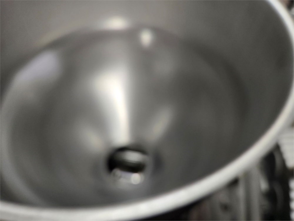 Diamond America “TF400″ 4” Twin Feed Extruder - Image 7