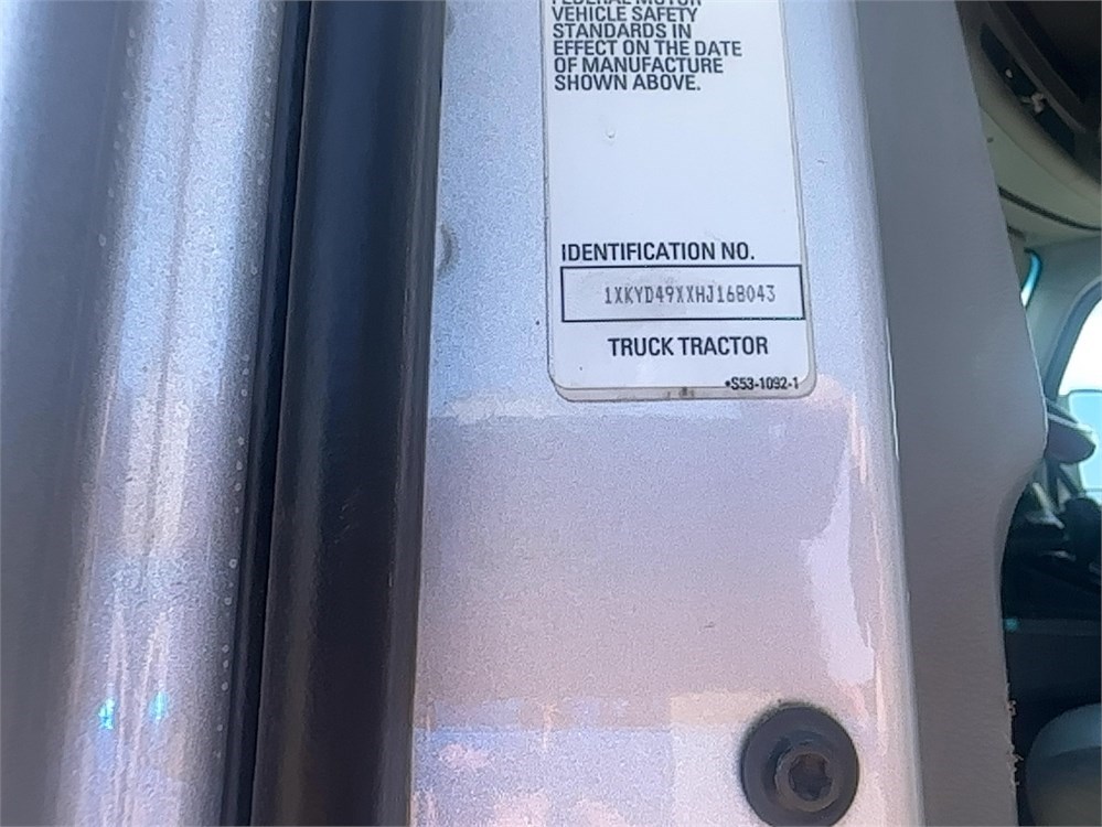 Kenworth “T680” Sleeper (2017) - Image 29