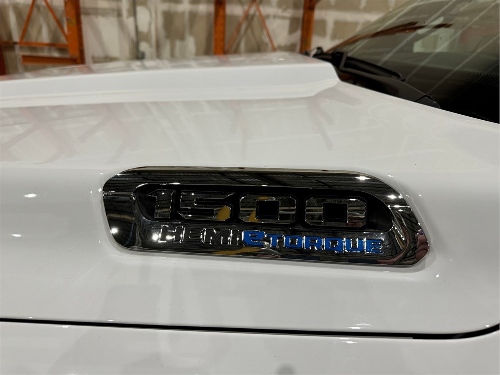 2024 RAM Truck 1500 Big Horn Crew Cab - Image 12