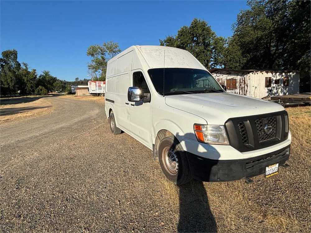 Nissan “NV 2500 HD SV” Cargo Van - Image 4