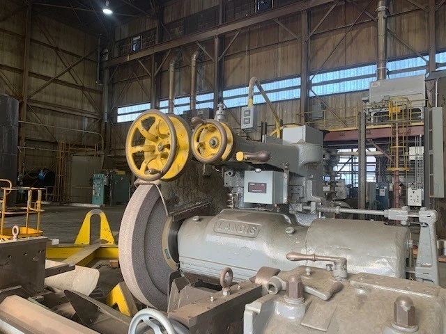 Landis Heavy Duty Roll Grinder - Image 5