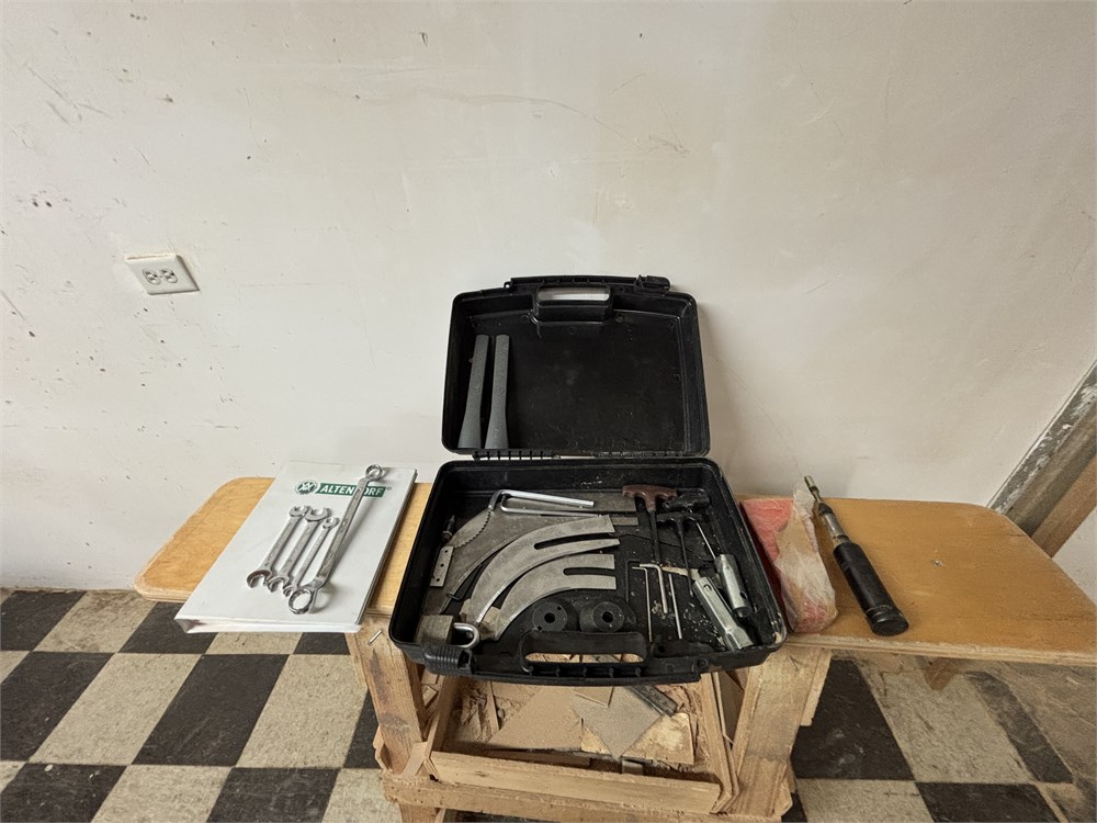 Altendorf “WA8” Sliding Table Saw - Image 27