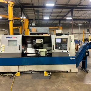2006 DOOSAN PUMA 300LC CNC LATHE, 15" CHUCK, LOW HOURS