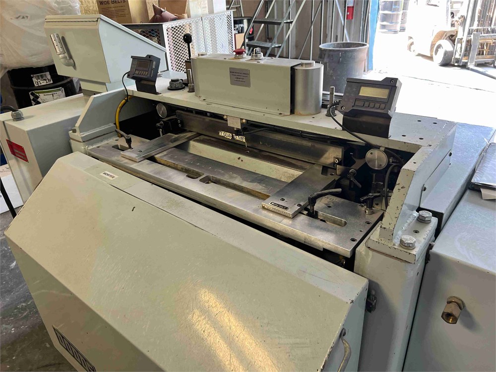 Dodds “SE-25CNC-PS” CNC Dovetail Machine - Image 9