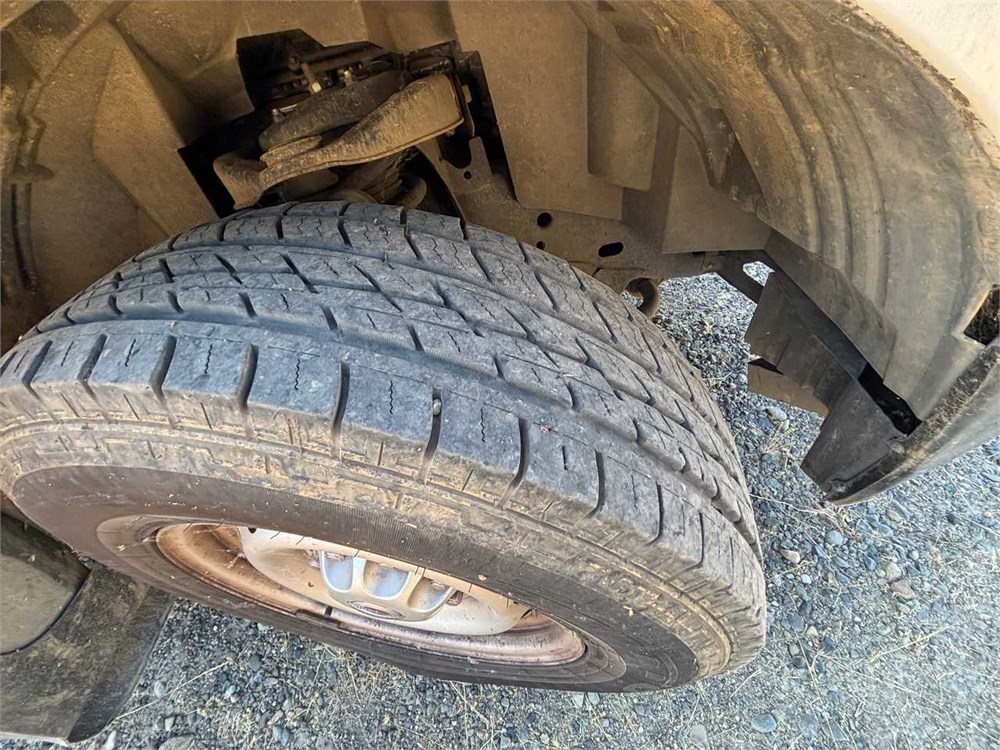 Nissan “NV 2500 HD SV” Cargo Van - Image 27