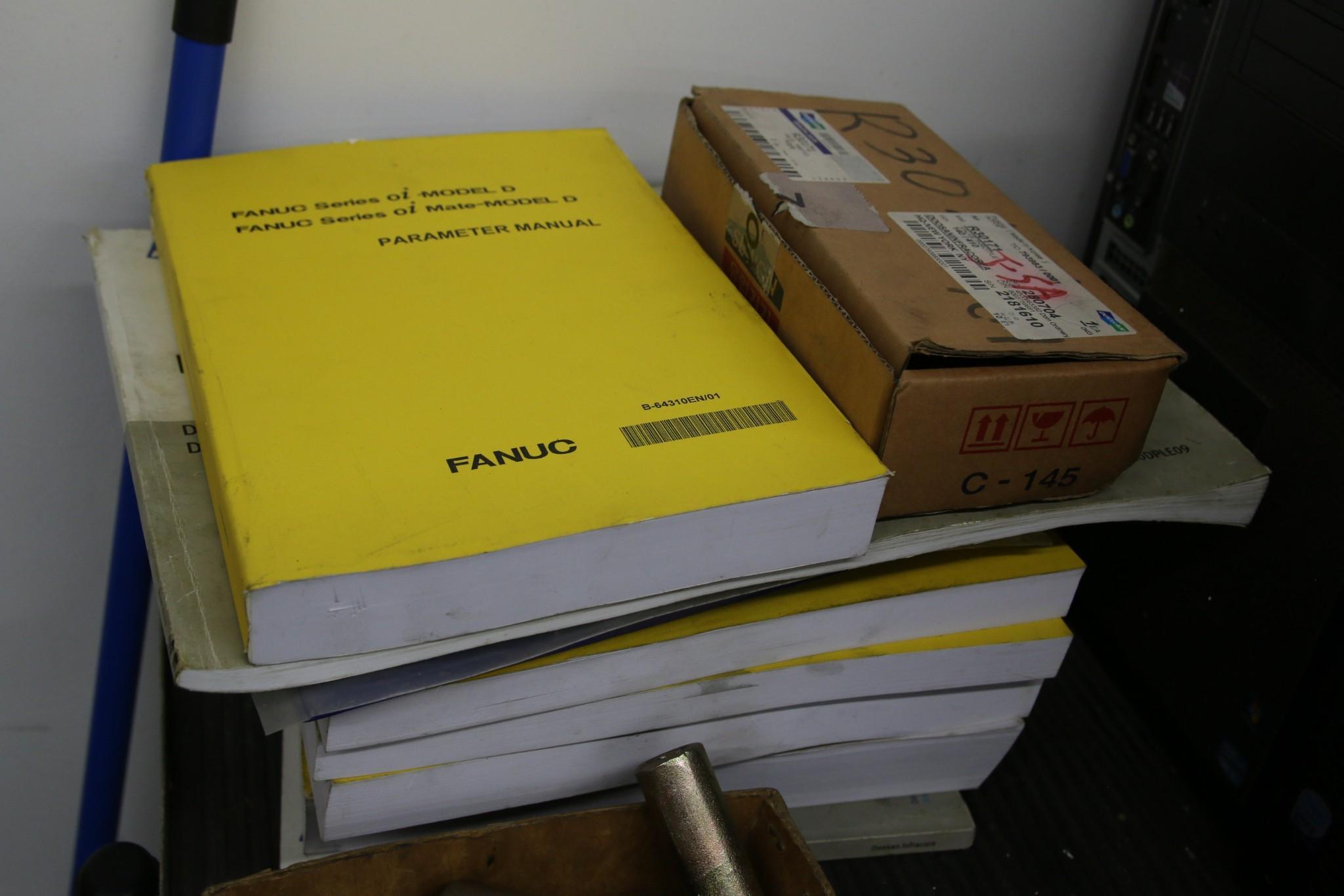 2012 DOOSAN DT 360D 40 TAPER CNC DUAL PALLET DRILL AND TAP, WITH 8 KURT VISES - Image 24