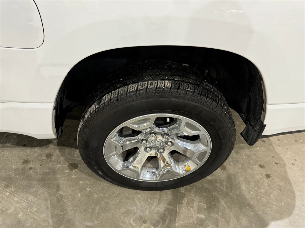 2024 RAM Truck 1500 Big Horn Crew Cab - Image 10