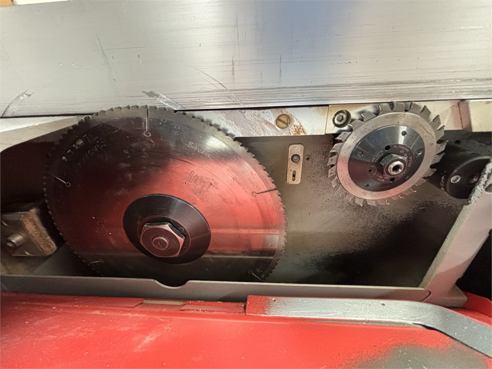 Altendorf “WA8” Sliding Table Saw - Image 17