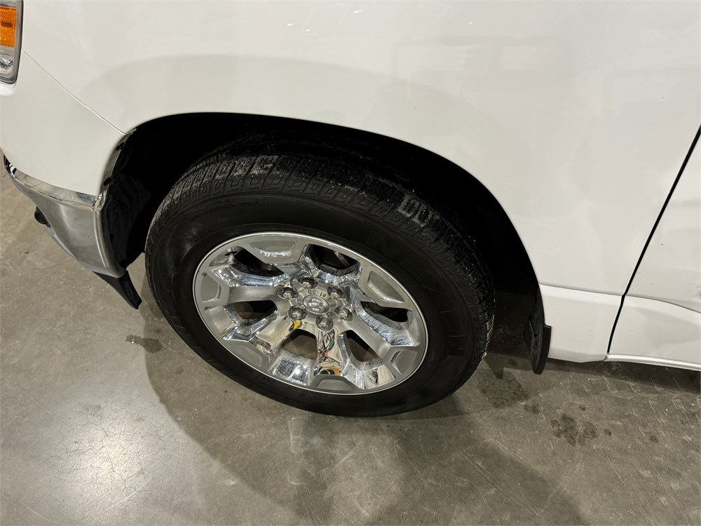 2024 RAM Truck 1500 Big Horn Crew Cab - Image 11