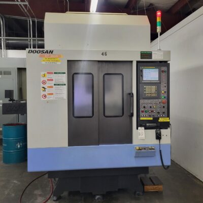 2012 DOOSAN DT 360D 40 TAPER CNC DUAL PALLET DRILL AND TAP, WITH 8 KURT VISES