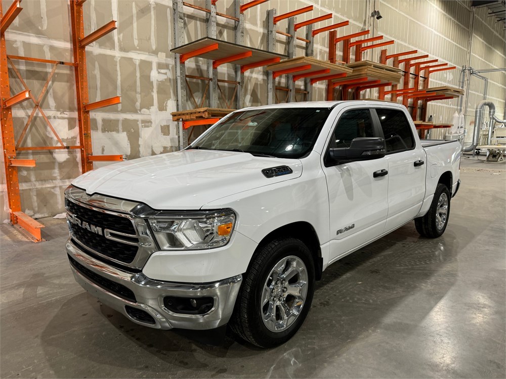 2024 RAM Truck 1500 Big Horn Crew Cab - Image 2