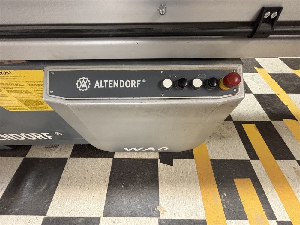 Altendorf “WA8” Sliding Table Saw - Image 18