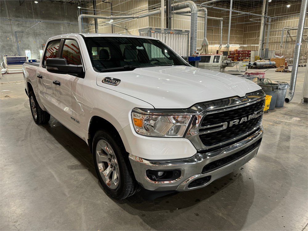 2024 RAM Truck 1500 Big Horn Crew Cab - Image 4